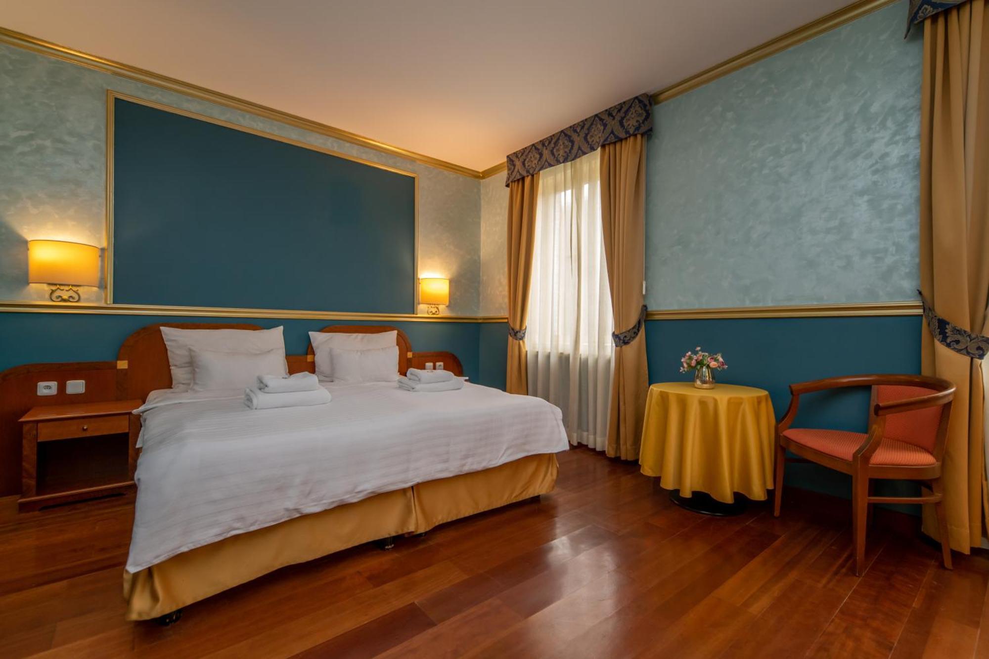 Hotel Kinsky Fountain Praha Eksteriør bilde